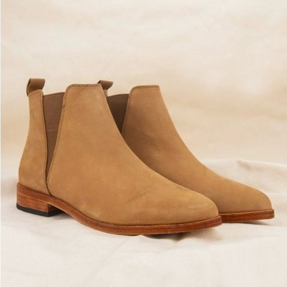 Nisolo Boots Eva everyday Chelsea tan nubuck leather sand size 7